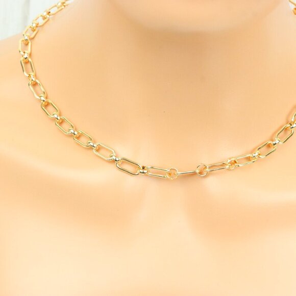 "Minimalist & Elegant Necklace Chain – Perfect for Women & Girls | UNVRC1546 - Picture 9 of 10